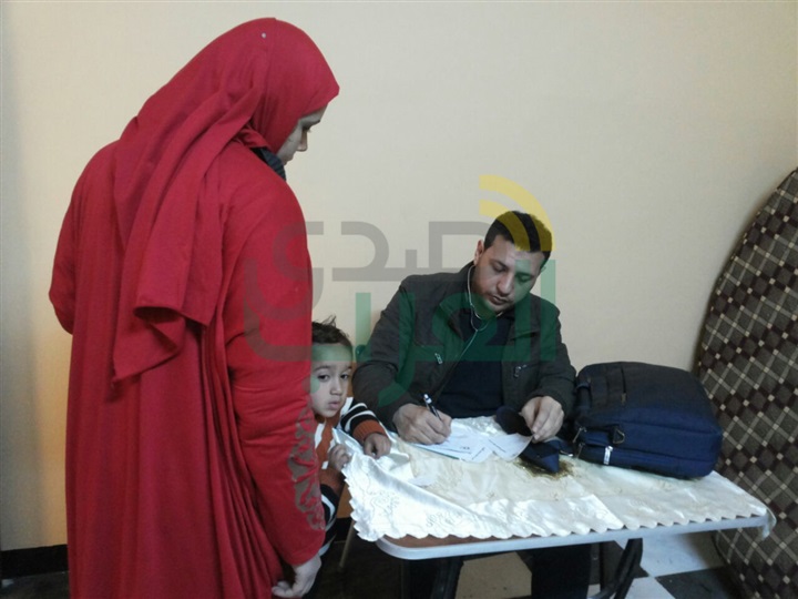 بالصور.. "الوفد" ينظم قافلة طبية مجانية بقليوب بالصور.. "الوفد" ينظم قافلة طبية مجانية بقليوب