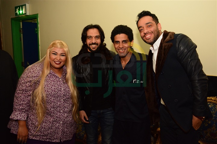 بالصور .. صادق الصباح يقيم إحتفال ضخم بنهاية الموسم الحالي لمسرح مصر بالصور .. صادق الصباح يقيم إحتفال ضخم بنهاية الموسم الحالي لمسرح مصر