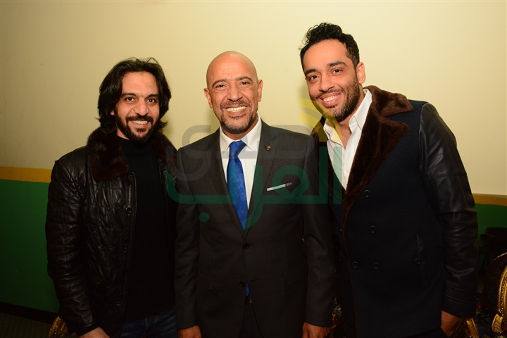 بالصور .. صادق الصباح يقيم إحتفال ضخم بنهاية الموسم الحالي لمسرح مصر بالصور .. صادق الصباح يقيم إحتفال ضخم بنهاية الموسم الحالي لمسرح مصر