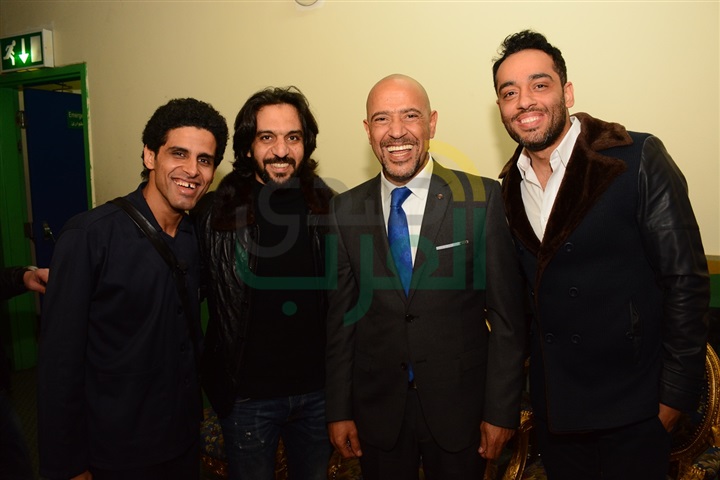 بالصور .. صادق الصباح يقيم إحتفال ضخم بنهاية الموسم الحالي لمسرح مصر بالصور .. صادق الصباح يقيم إحتفال ضخم بنهاية الموسم الحالي لمسرح مصر