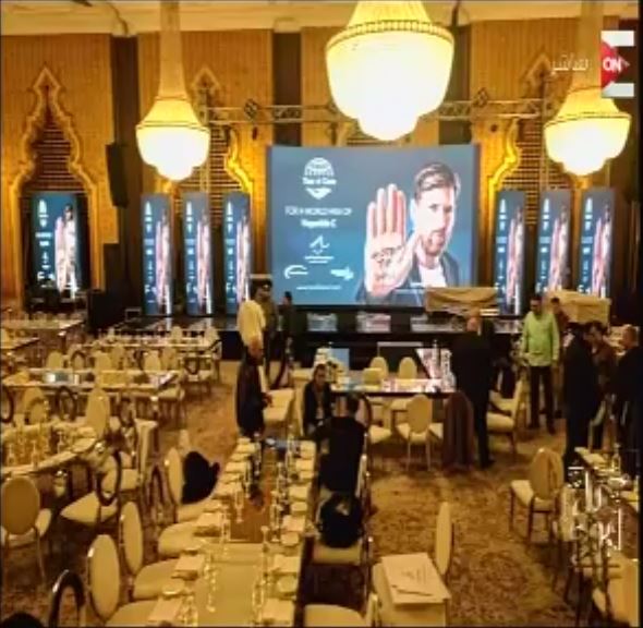 عمرو أديب: ميسى يطالب المصريين بمساندته.. ويؤكد: لم يلغ زيارته