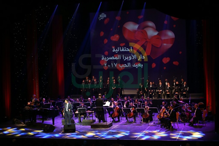 بالصور .. مدحت صالح يحيي حفل عيد الحب بمصاحبة عمرو سليم بالصور .. مدحت صالح يحيي حفل عيد الحب بمصاحبة عمرو سليم