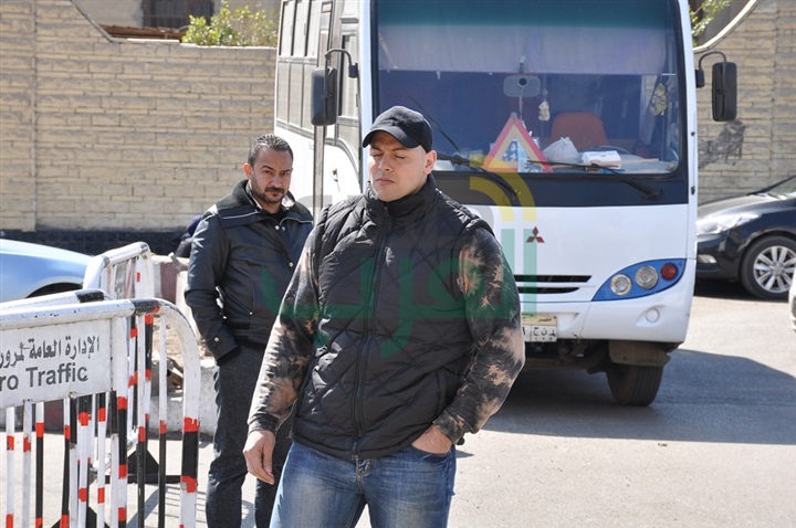 بالصور.. نجوم الفن يشيعون جنازة والد امير كرارة بالصور.. نجوم الفن يشيعون جنازة والد امير كرارة