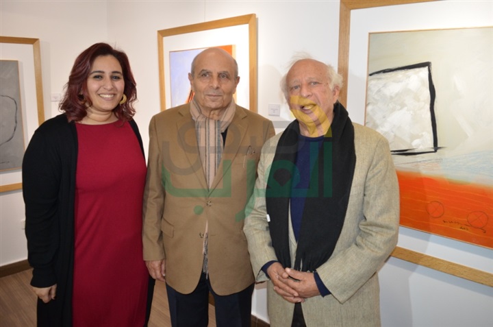 بالصور .. فاروق حسنى يفتتح معرضه السنوى بقاعه أبونتو بالزمالك بالصور .. فاروق حسنى يفتتح معرضه السنوى بقاعه أبونتو بالزمالك