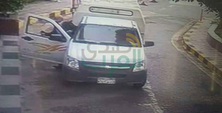 بالصور.. محافظ القليوبية الجديد يتغاضى عن وجود حاشية المحافظ السابق دون سند قانونى بالصور.. محافظ القليوبية الجديد يتغاضى عن وجود حاشية المحافظ السابق دون سند قانونى