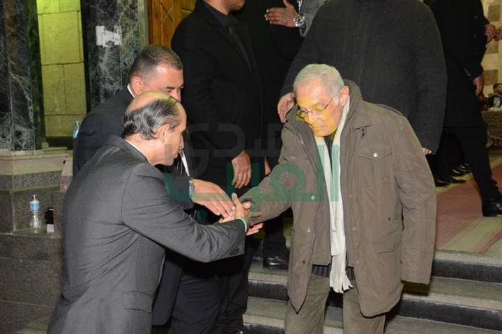 بالصور.. انتهاء عزاء والد أمير كراره من مسجد عمر مكرم بالصور.. انتهاء عزاء والد أمير كراره من مسجد عمر مكرم
