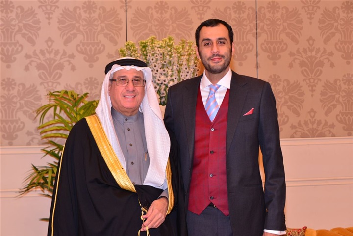 سمو ولي العهد يشرِّف حفل زفاف عبد الله نبيل الحمر سمو ولي العهد يشرِّف حفل زفاف عبد الله نبيل الحمر