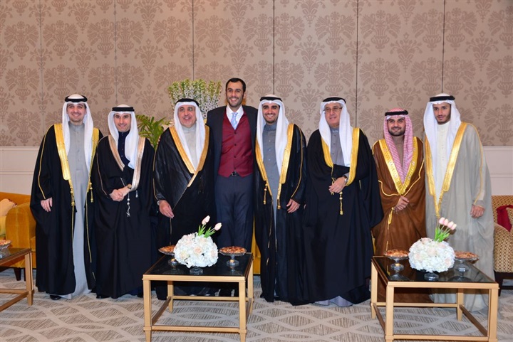 سمو ولي العهد يشرِّف حفل زفاف عبد الله نبيل الحمر سمو ولي العهد يشرِّف حفل زفاف عبد الله نبيل الحمر