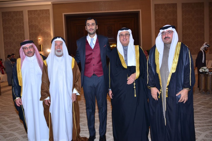 سمو ولي العهد يشرِّف حفل زفاف عبد الله نبيل الحمر سمو ولي العهد يشرِّف حفل زفاف عبد الله نبيل الحمر