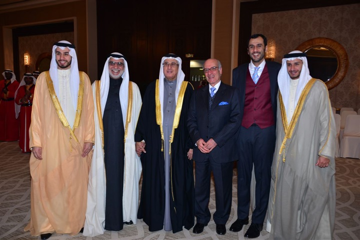 سمو ولي العهد يشرِّف حفل زفاف عبد الله نبيل الحمر سمو ولي العهد يشرِّف حفل زفاف عبد الله نبيل الحمر