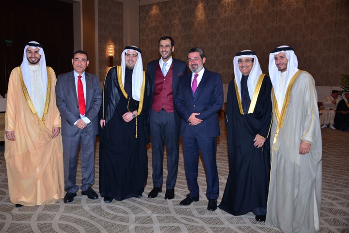 سمو ولي العهد يشرِّف حفل زفاف عبد الله نبيل الحمر سمو ولي العهد يشرِّف حفل زفاف عبد الله نبيل الحمر