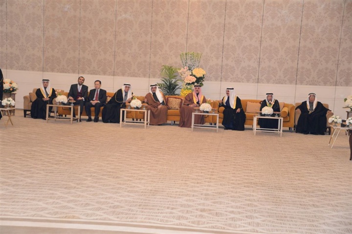أماني الموجي تهنئ مستشار جلالة الملك لشؤون الإعلام البحريني نبيل بن يعقوب الحمر بزفاف نجله عبدالله