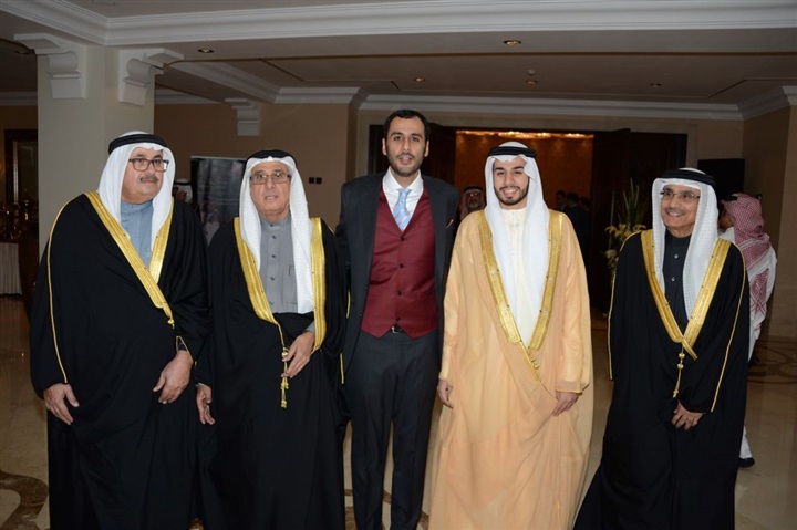 أماني الموجي تهنئ مستشار جلالة الملك لشؤون الإعلام البحريني نبيل بن يعقوب الحمر بزفاف نجله عبدالله
