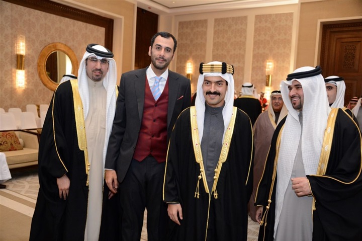 أماني الموجي تهنئ مستشار جلالة الملك لشؤون الإعلام البحريني نبيل بن يعقوب الحمر بزفاف نجله عبدالله