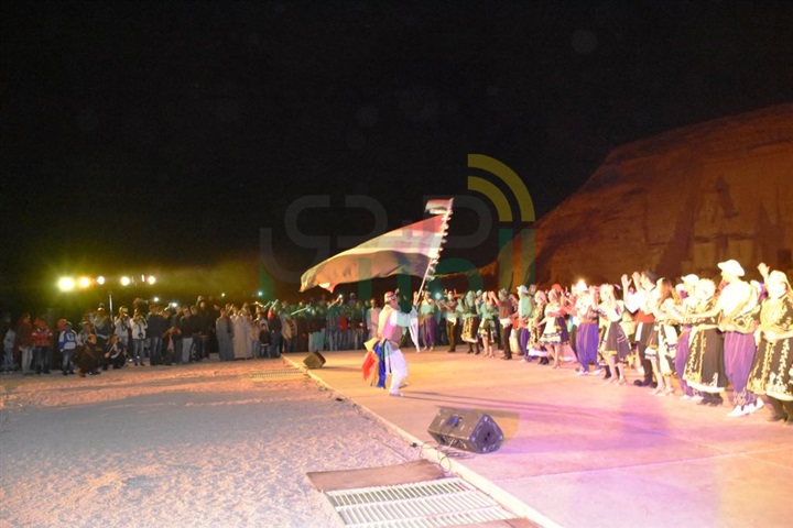 بالصور.. ووزيرا الثقافة والآثار يشهدان العروض الفنية بمعبد رمسيس الثاني