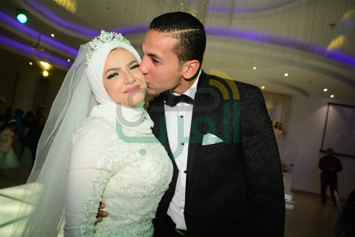 بالصور.. نجوم الأغنية الشعبية في حفل زفاف شقيقة "خضر" بالصور.. نجوم الأغنية الشعبية في حفل زفاف شقيقة "خضر"
