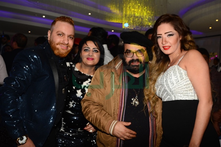 بالصور.. نجوم الأغنية الشعبية في حفل زفاف شقيقة "خضر" بالصور.. نجوم الأغنية الشعبية في حفل زفاف شقيقة "خضر"