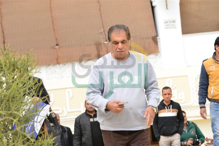 بالصور.. نجوم الفن يشيعون جنازة صلاح رشوان بالصور.. نجوم الفن يشيعون جنازة صلاح رشوان