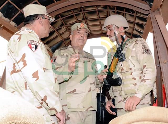 الفريق محمود حجازى يتفقد منظومة إعداد وتدريب قوات إنفاذ القانون بالجيش الثانى الميدانى 