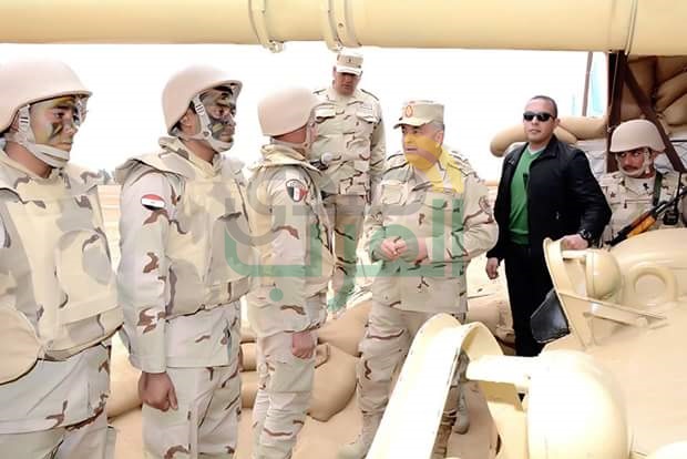 الفريق محمود حجازى يتفقد منظومة إعداد وتدريب قوات إنفاذ القانون بالجيش الثانى الميدانى 