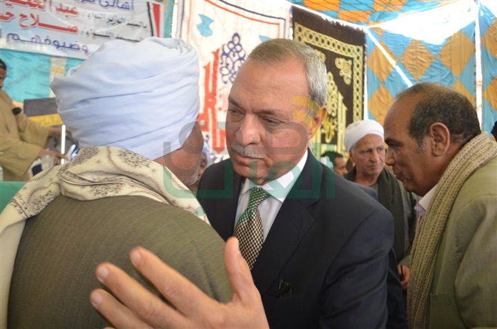 بالصور: محافظ قنا يشهد جلسة صلح القودة بين أبناء العمومة عائلة العويجات