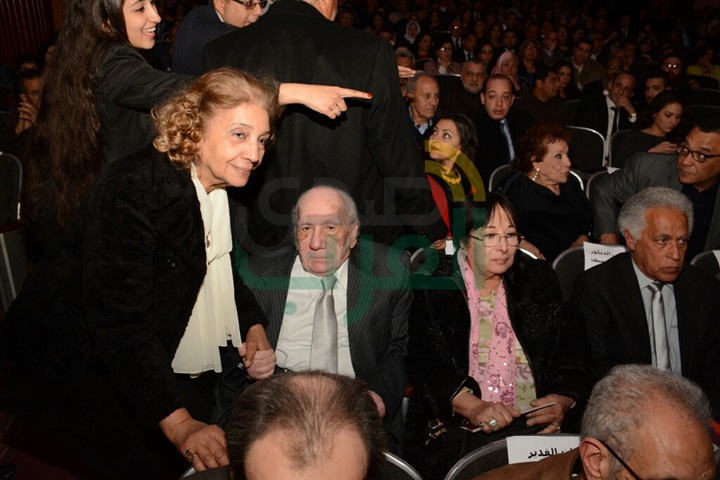 بالصور .. ‎تكريم يحي الفخراني و أنوشكا فى افتتاح المهرجان الكاثوليكي للسينما  