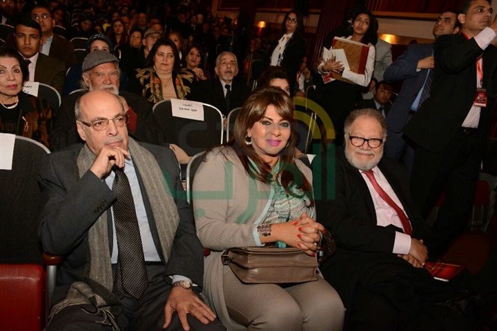 بالصور .. ‎تكريم يحي الفخراني و أنوشكا فى افتتاح المهرجان الكاثوليكي للسينما  