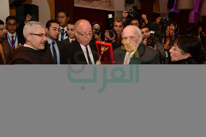 بالصور .. ‎تكريم يحي الفخراني و أنوشكا فى افتتاح المهرجان الكاثوليكي للسينما  