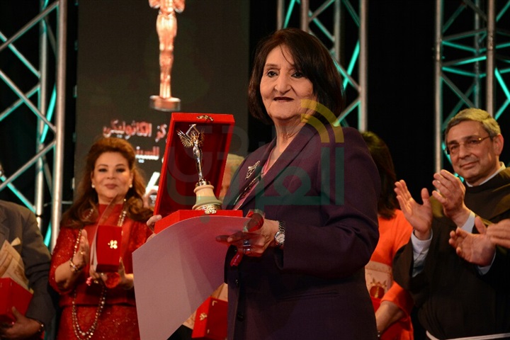 بالصور .. ‎تكريم يحي الفخراني و أنوشكا فى افتتاح المهرجان الكاثوليكي للسينما  