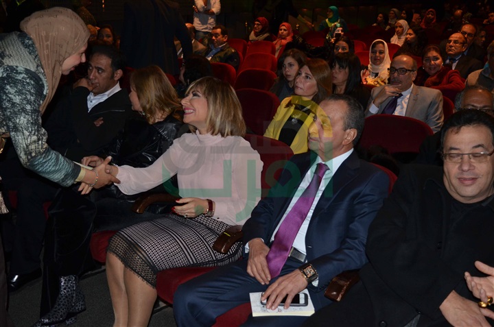 بالصور .. بدء توقيع كتاب الدكتور مدحت العدل بدار الأوبرا بالصور .. بدء توقيع كتاب الدكتور مدحت العدل بدار الأوبرا