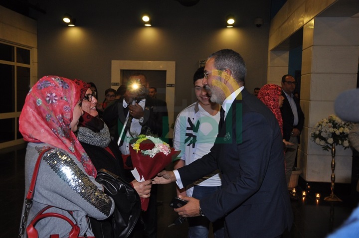 بالصور .. بدء توقيع كتاب الدكتور مدحت العدل بدار الأوبرا بالصور .. بدء توقيع كتاب الدكتور مدحت العدل بدار الأوبرا
