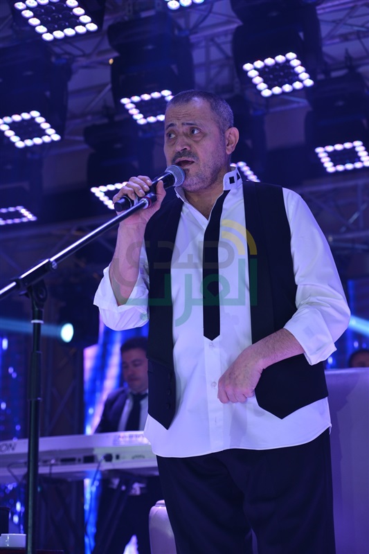 بالصور.. جورج وسوف يطرب الجمهور في ختام حفله مع نيكول سابا بالصور.. جورج وسوف يطرب الجمهور في ختام حفله مع نيكول سابا