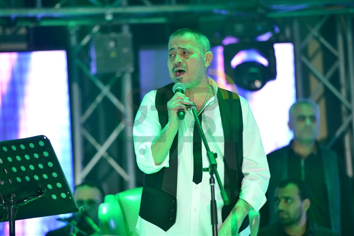 بالصور.. جورج وسوف يطرب الجمهور في ختام حفله مع نيكول سابا بالصور.. جورج وسوف يطرب الجمهور في ختام حفله مع نيكول سابا