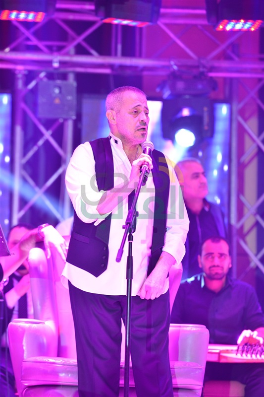 بالصور.. جورج وسوف يطرب الجمهور في ختام حفله مع نيكول سابا بالصور.. جورج وسوف يطرب الجمهور في ختام حفله مع نيكول سابا