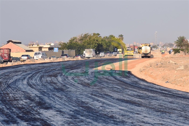 سلطان يتفقد مشروع تطوير الطريق الدائري