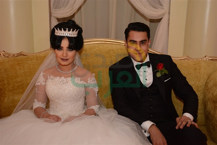 بالصور.. كبار رجال السياسة ونجوم الفن في زفاف عبد الله وساندي بالصور.. كبار رجال السياسة ونجوم الفن في زفاف عبد الله وساندي