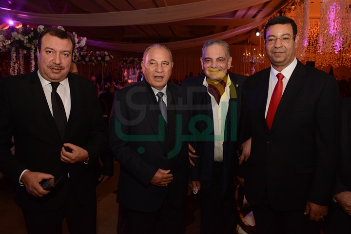 بالصور.. كبار رجال السياسة ونجوم الفن في زفاف عبد الله وساندي بالصور.. كبار رجال السياسة ونجوم الفن في زفاف عبد الله وساندي