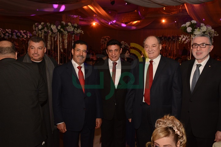 بالصور.. كبار رجال السياسة ونجوم الفن في زفاف عبد الله وساندي بالصور.. كبار رجال السياسة ونجوم الفن في زفاف عبد الله وساندي