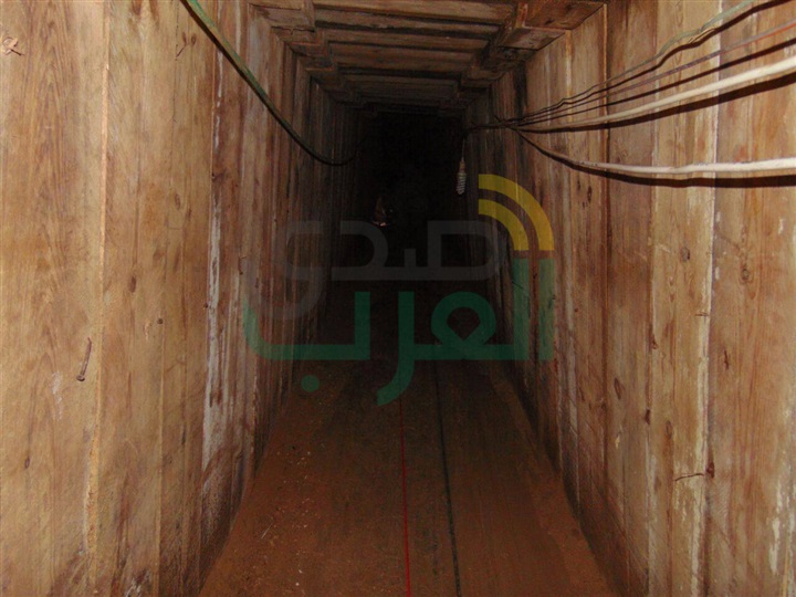 بالصور.. القوات المسلحة تدمر نفقًا رئيسيًا متفرع منه 3 أخرى برفح