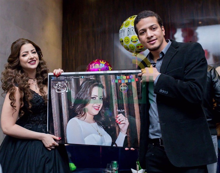 بالصور.. نجوم الفن فى عيد ميلاد الفنانة "منى فاروق" بالصور.. نجوم الفن فى عيد ميلاد الفنانة "منى فاروق"