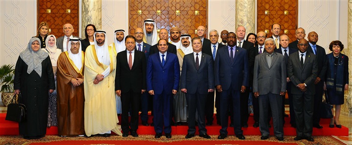 السيسي يستقبل وزراء الصحة العرب وممثلي المنظمات الإقليمية والدولية 