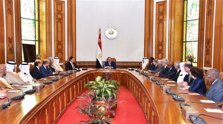 السيسي يستقبل وزراء الصحة العرب وممثلي المنظمات الإقليمية والدولية 