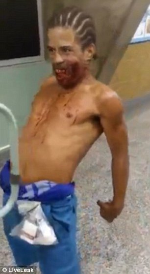 بالفيديو .. رجل برازيلي "أصابه مس شيطانى" و فقد السيطرة علي نفسه بالفيديو .. رجل برازيلي "أصابه مس شيطانى" و فقد السيطرة علي نفسه