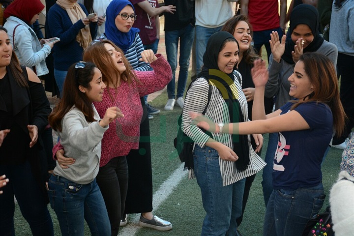 بالصور .. بدء حفل كلية اللغة والإعلام بالاكاديمية العربية للعلوم للترحيب بالطلاب الجديد بالصور .. بدء حفل كلية اللغة والإعلام بالاكاديمية العربية للعلوم للترحيب بالطلاب الجديد