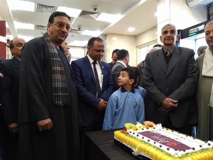 بالصور.. 4 تلاميذ أشقاء يتبرعون بـ "حصالتهم" لـ "تحيا مصر" بالصور.. 4 تلاميذ أشقاء يتبرعون بـ "حصالتهم" لـ "تحيا مصر"