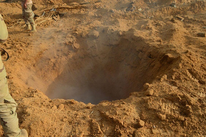 بالصور.. القوات المسلحة توجه ضربات قاصمة للإرهابيين بسيناء