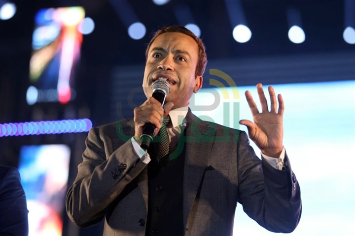 بالصور.. حماقي يتألق في حفل إستاد القاهرة ويلتقي بـ"جسار" في الكواليس بالصور.. حماقي يتألق في حفل إستاد القاهرة ويلتقي بـ"جسار" في الكواليس