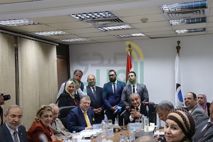 بالصور.. تفاصيل اجتماع مجلس إدارة "حماية المستهلك" بحضور وزير التموين