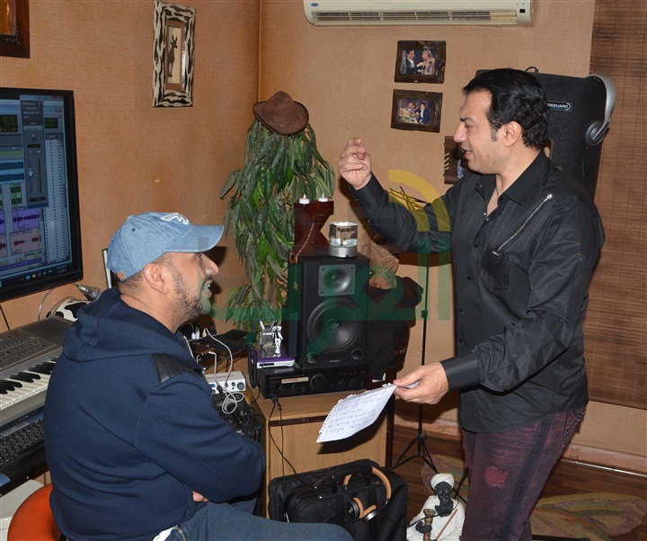 أغنية جديدة لإيهاب توفيق من تلحين عصام كاريكا أغنية جديدة لإيهاب توفيق من تلحين عصام كاريكا