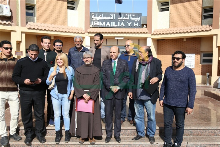بالصور .. نجوم الفن في الإسماعلية لزيارة أقباط العريش بالصور .. نجوم الفن في الإسماعلية لزيارة أقباط العريش